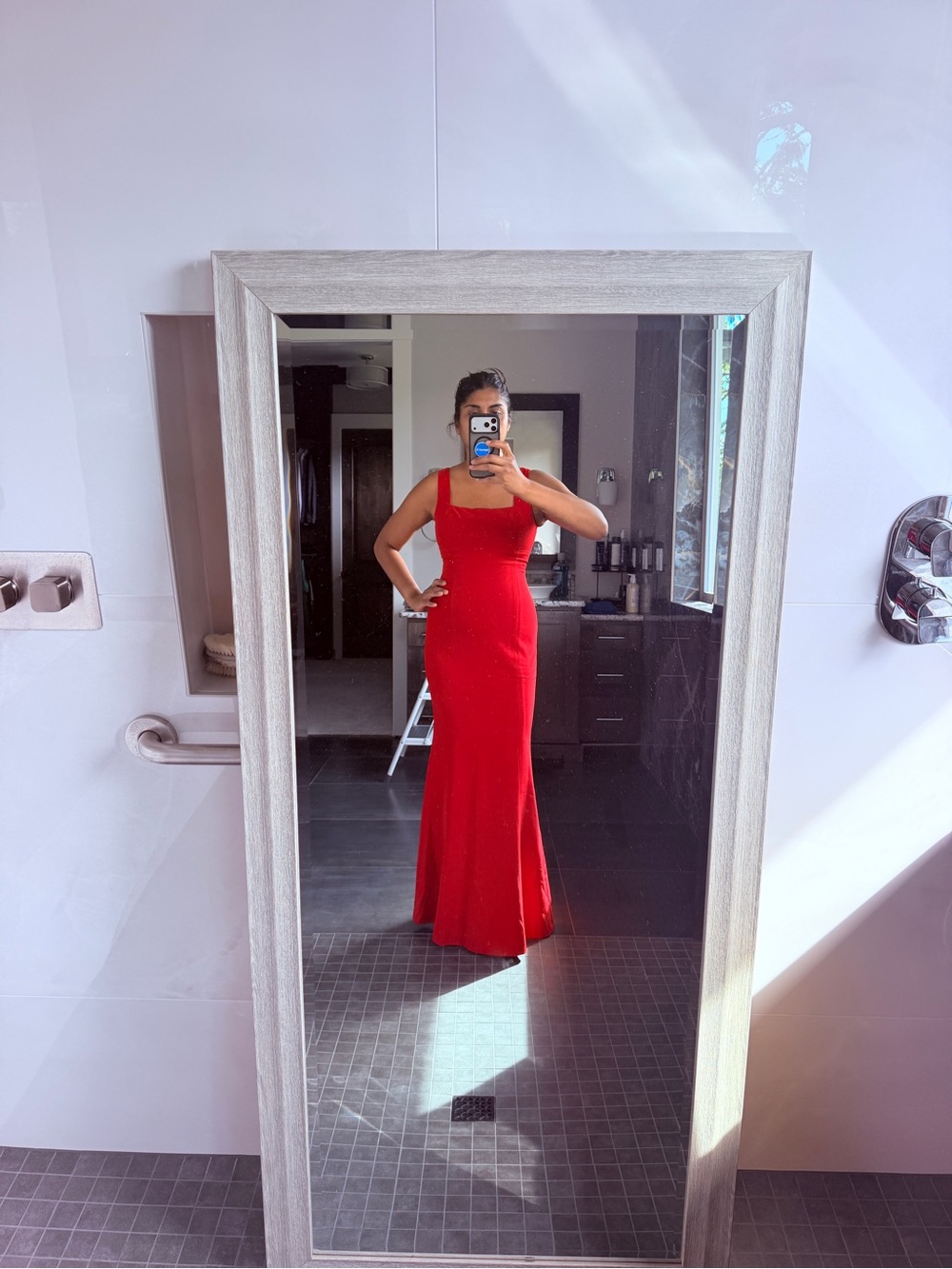 Laundry by Sheri Segal Elegant Red Sleeveless Square Neck Evening Gown